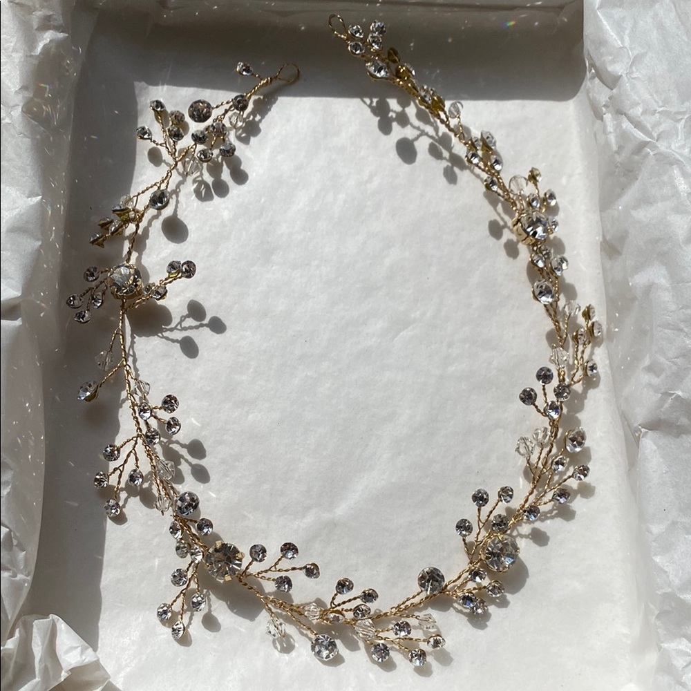 Elegant Gold and Silver Crystal Headpiece